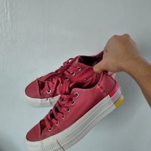 Platform Converse